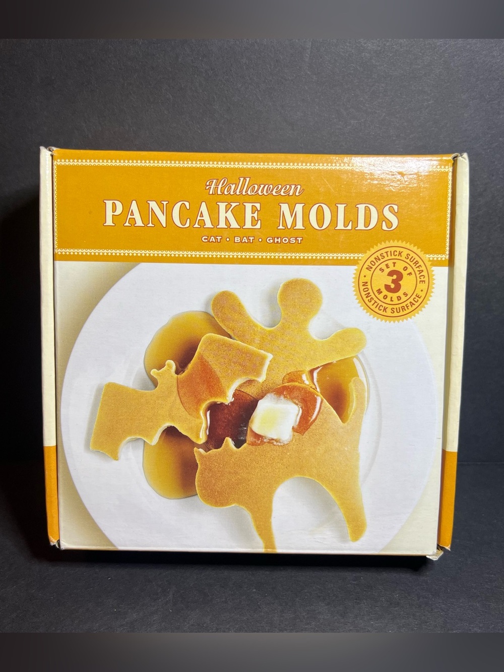2003 Williams Sonoma 3pc Halloween Cat, Bat & Ghost Non Stick Pancake Molds